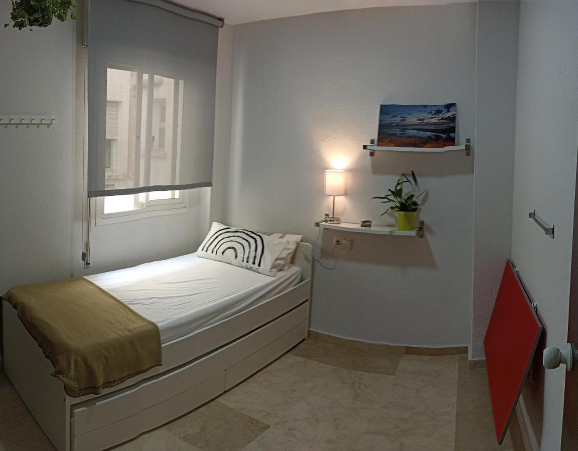 Confortable Habitacion Centrica En Piso Privado Málaga Dış mekan fotoğraf