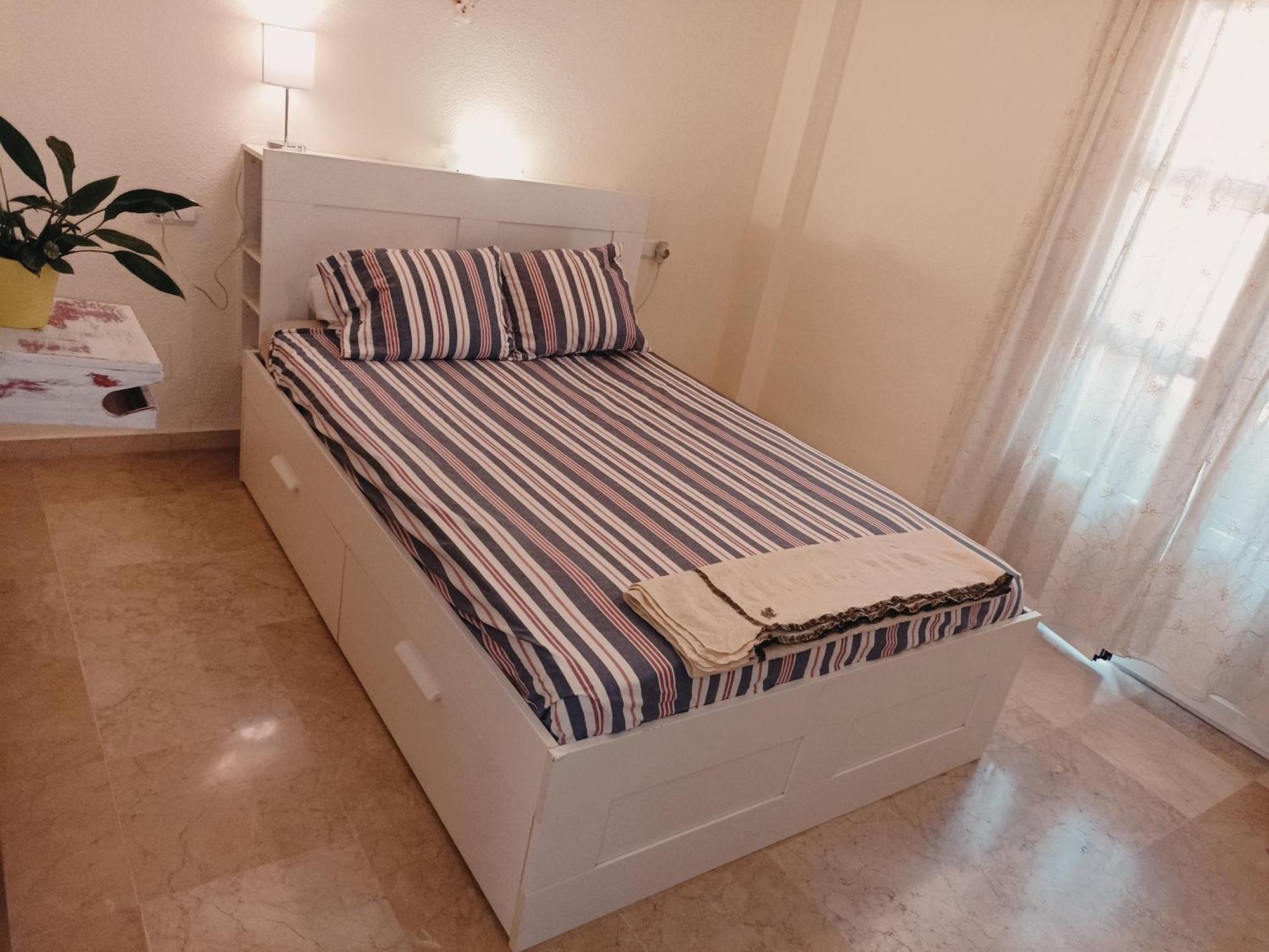 Confortable Habitacion Centrica En Piso Privado Málaga Dış mekan fotoğraf